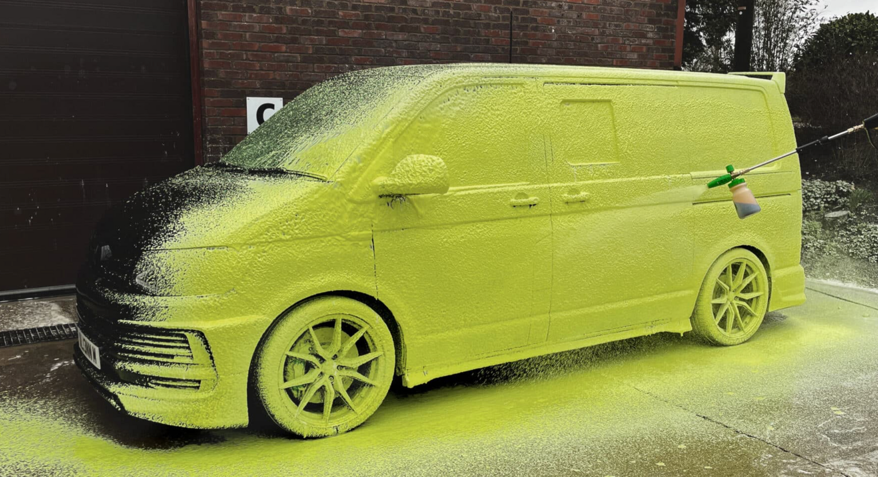 Glo | Yellow Snow Foam